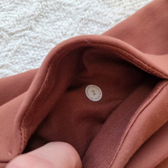 Lululemon In Still High-Rise Athletic Activewear 25" Legging , Ancient Copper - Picture 9 of 10